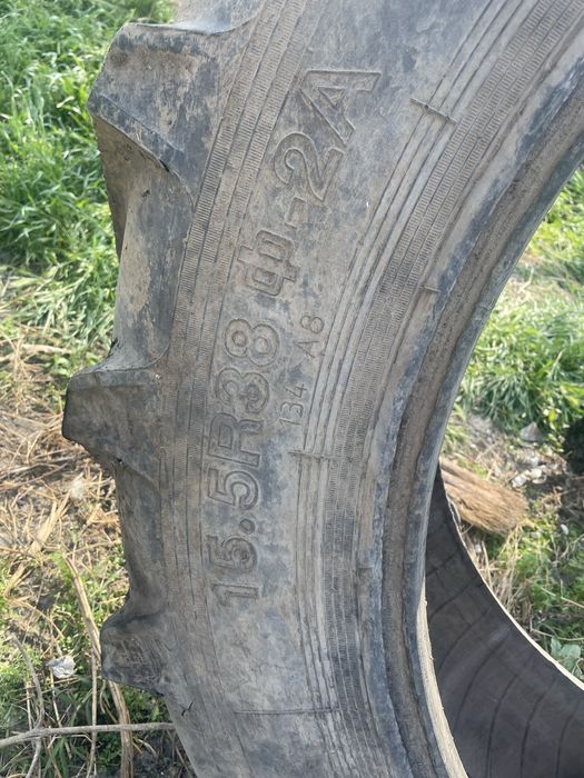 балон трактора бу.