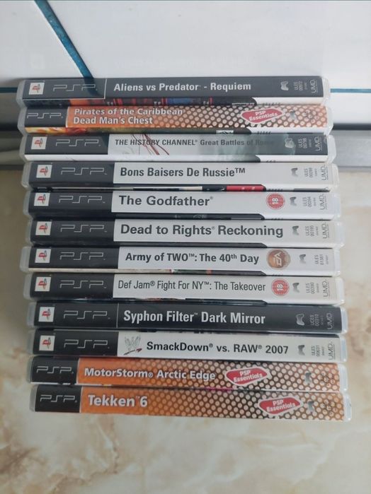 [PSP] Vând 46 jocuri originale pentru PlayStation Portable //poze reale