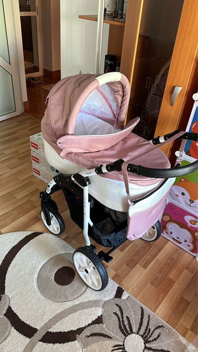 Vând cărucior Krausman 3in1