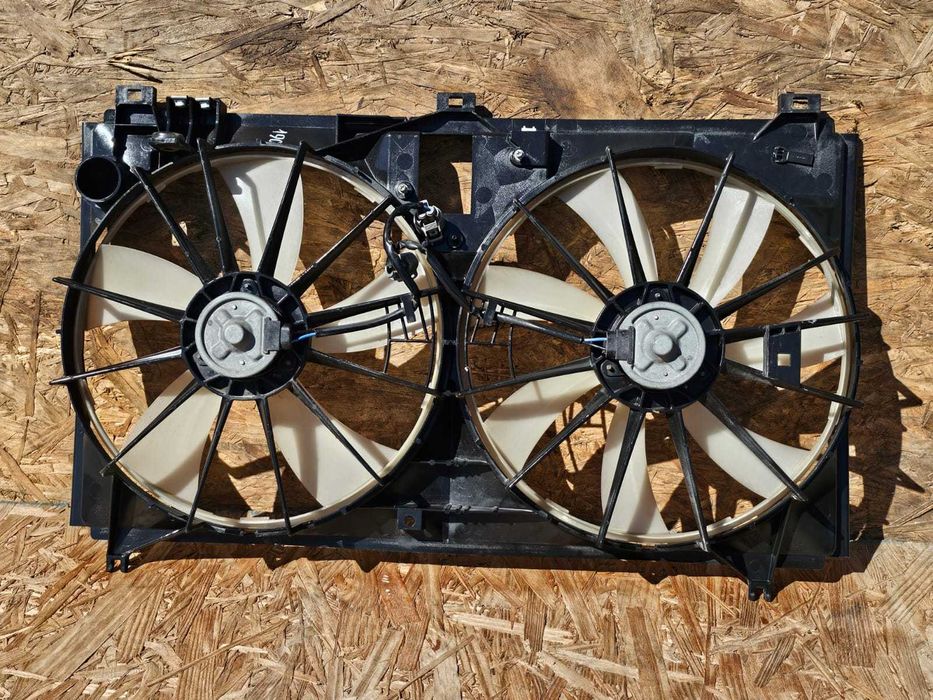 Диффузор с вентиляторами на LEXUS GS300 190 кузов с 2005 по 2007 г.в.