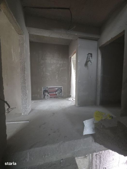 Casă nouă cu 5 camere și mansardă