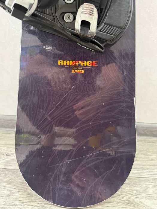 Сноуборд RAMPAGE 140 см с креплениями Element .