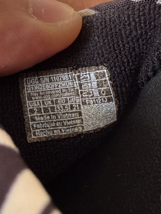 Vand papuci UGG pt copii