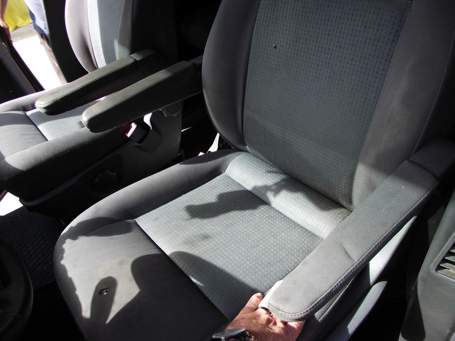 dezmembrez doka t5,caravelle ,multivan