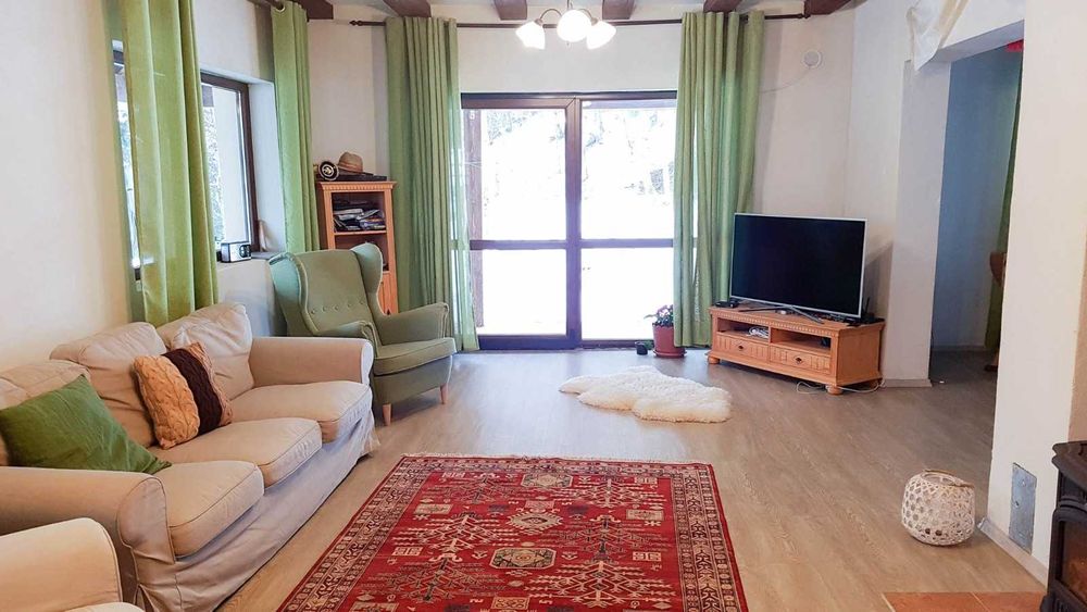 Vila cu 6 dormitoare, Porumbacu de Sus, Zona Turistica