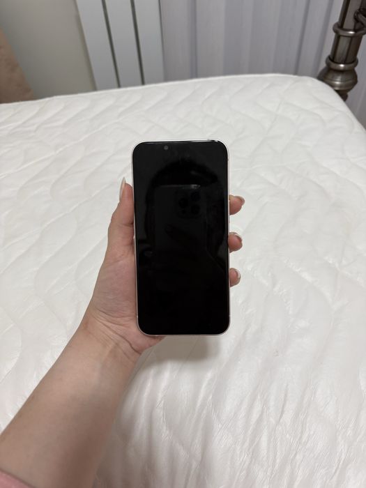 Продается Iphone 13