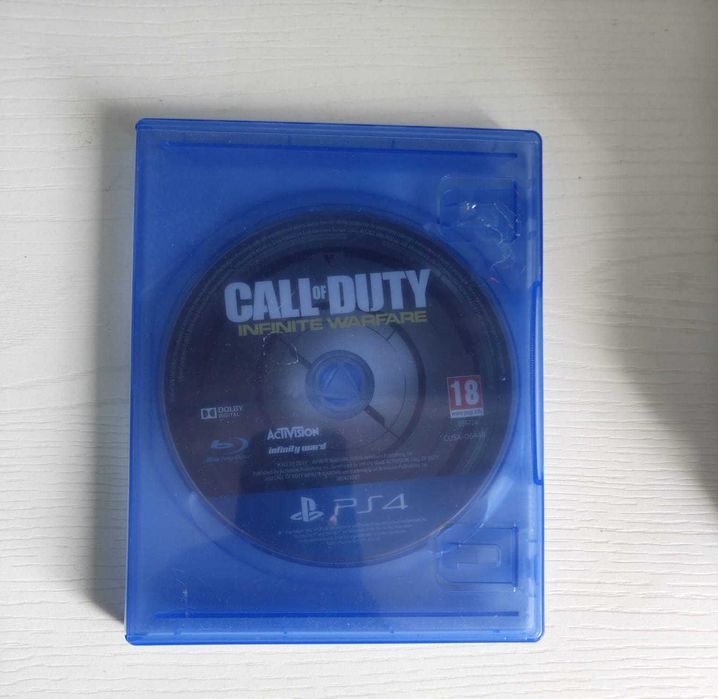 Плейстейшън4 Слим(PS4 Slim)