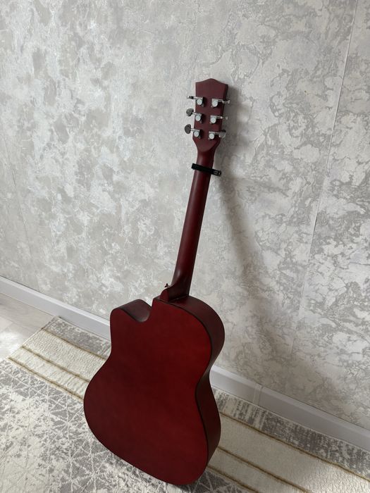 Продается гитара