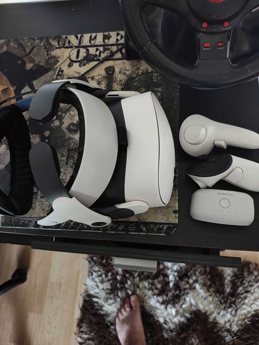 Oculus quest 3 cu strap bobo3 pro și baterie externa