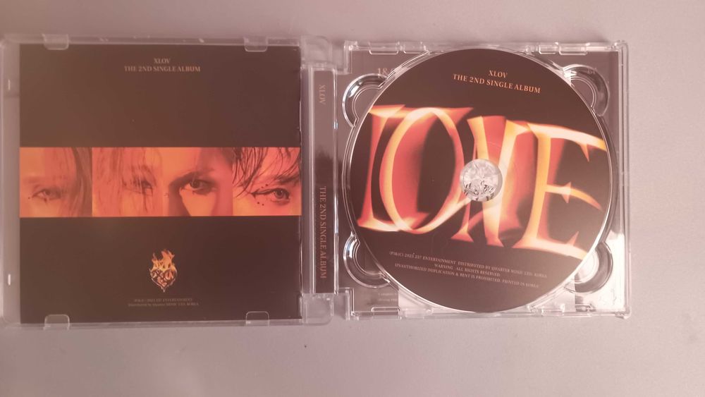Kpop album XLOV албум- I ONE