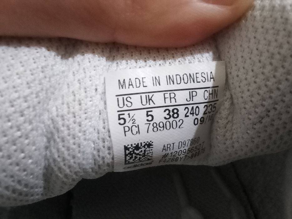 Papuci adidas femei