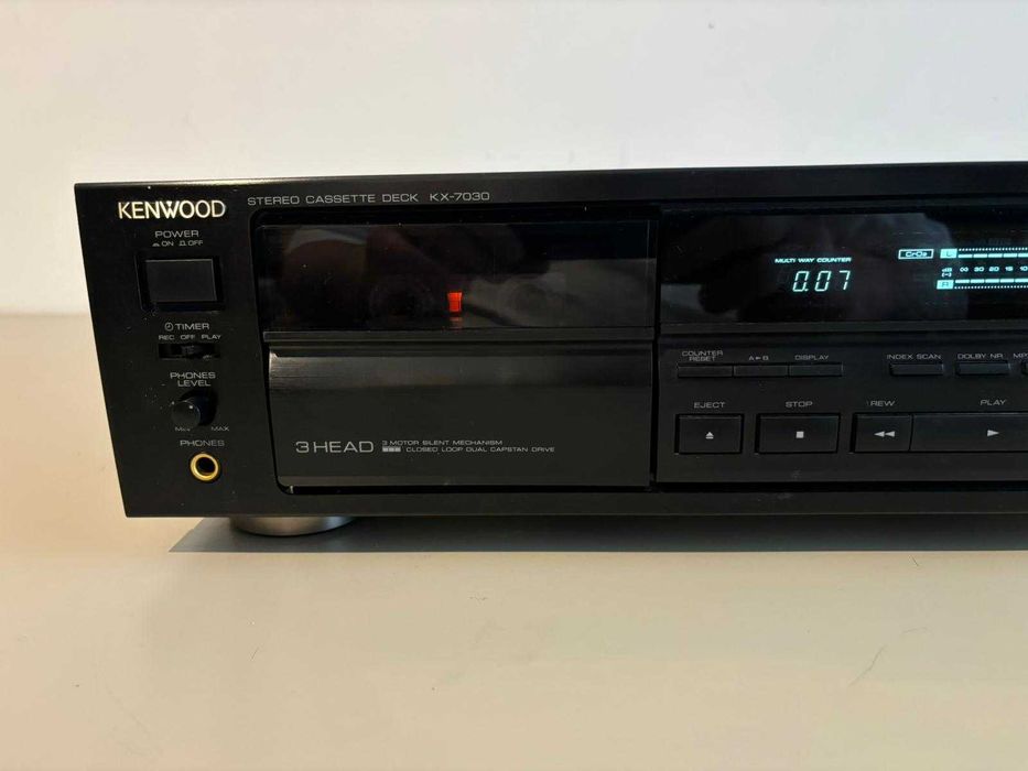 Deck Kenwood KX-7030  3-head, single compact cassette deck