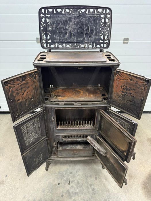 Soba rustica pe lemn Haas & Soon