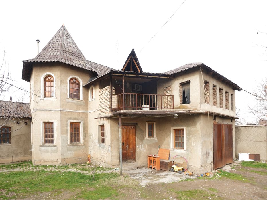 Продается дом!Срочно в хорошом районе