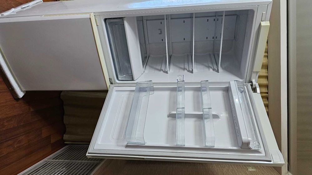 Продам холодильник Самсунг