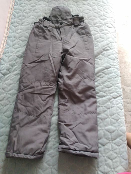 Продам зимний куртка для девочек