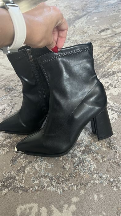 Продам шикарные ботиночки