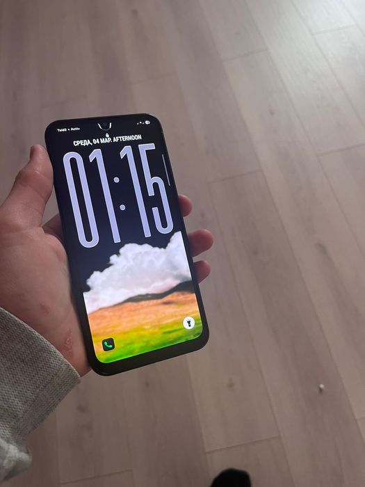 продаю срочно Samsung galaxy a24 128/6