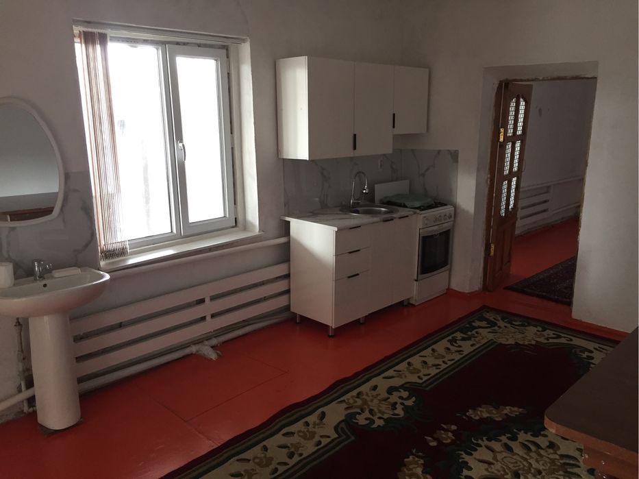 2 бөлмелі пәтер жалға беріледі.