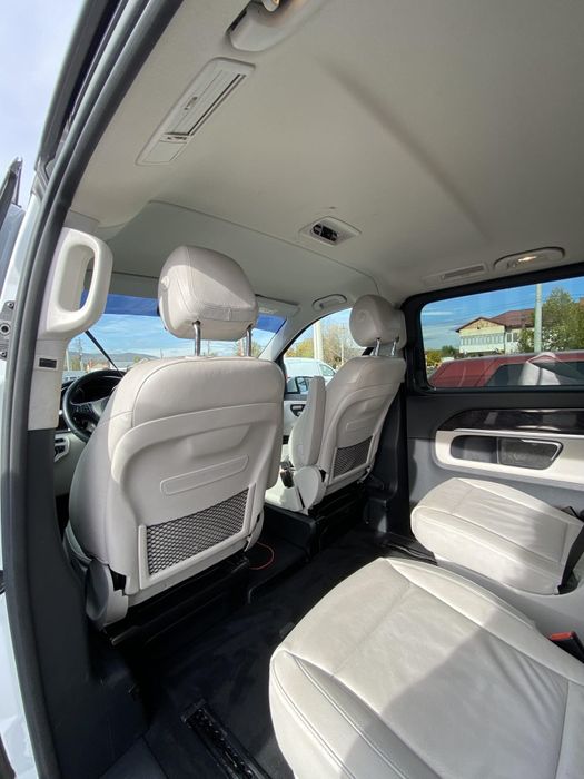 Mercedes -Benz V 250, an fabricatie 2015