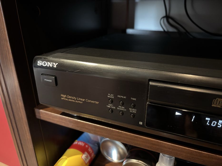 Sony CDP-XE500 cd player, stare foarte bună