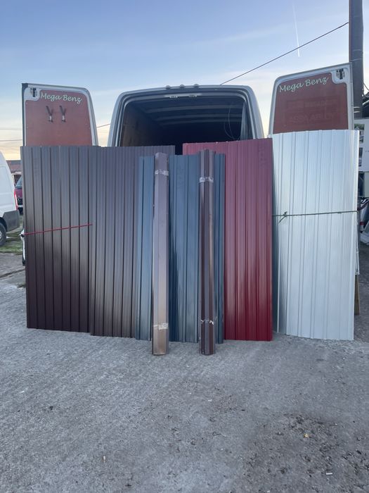 Tablă cutată metalică, rezistentă și durabilă. Prețul începe dela 20 lei bucata  Perfectă pentru garduri și construcții.