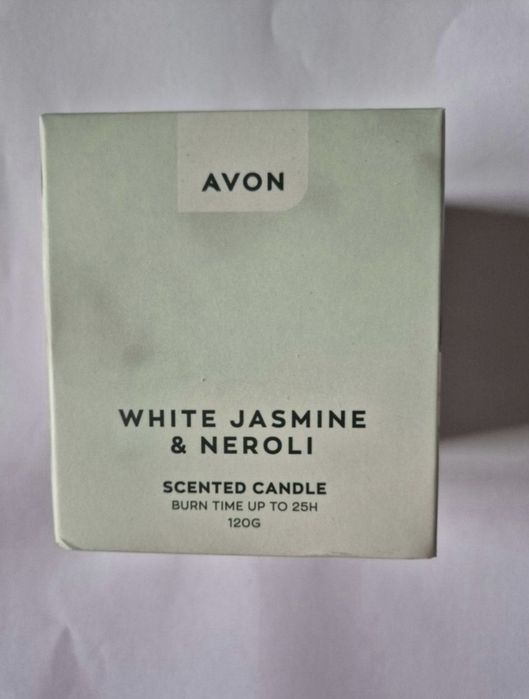 Lumanare pafumata iasomie,lemn cedru/ trandafiri/iasomie,neroli Avon