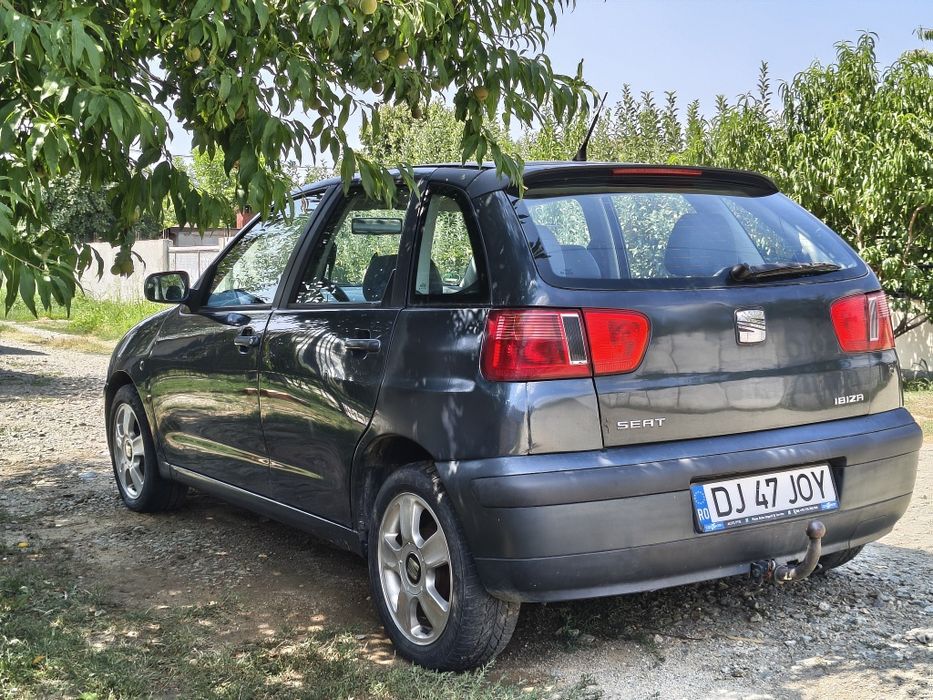 Vand  Seat Ibiza 2001