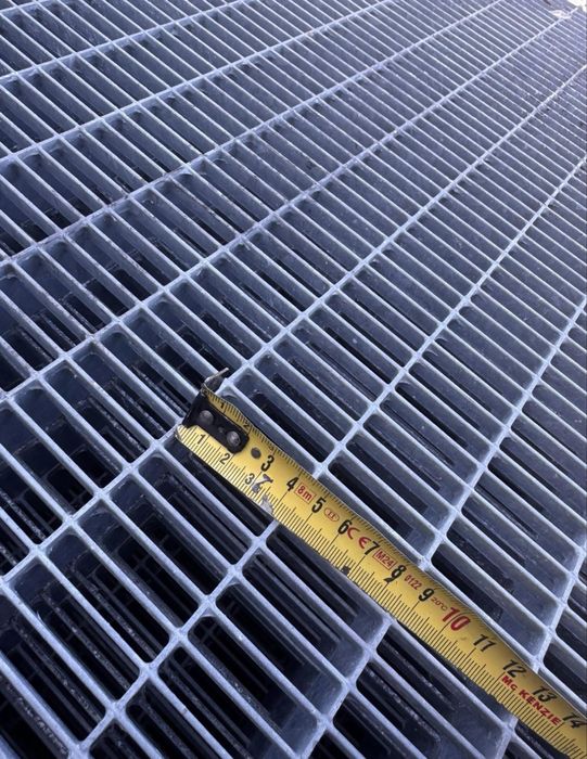 Gratare metalice zincate