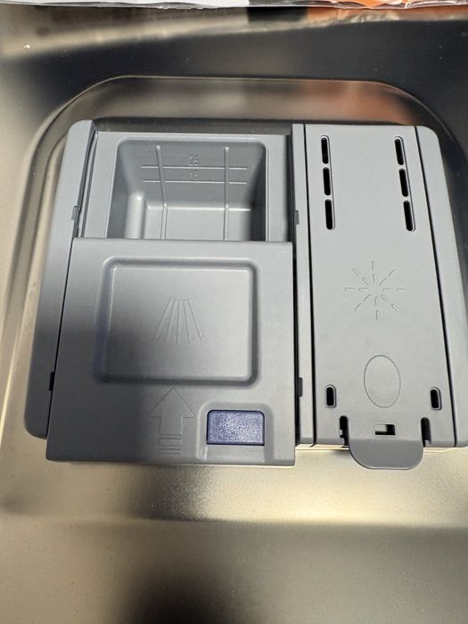 Свободно стояща съдомиялна Beko BDFN36462XP 60 см. 14 комплекта