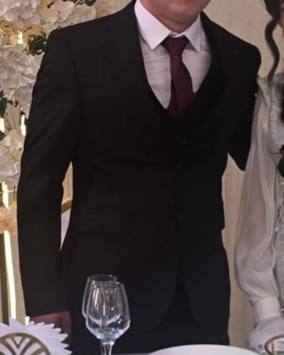 Продам     костюм