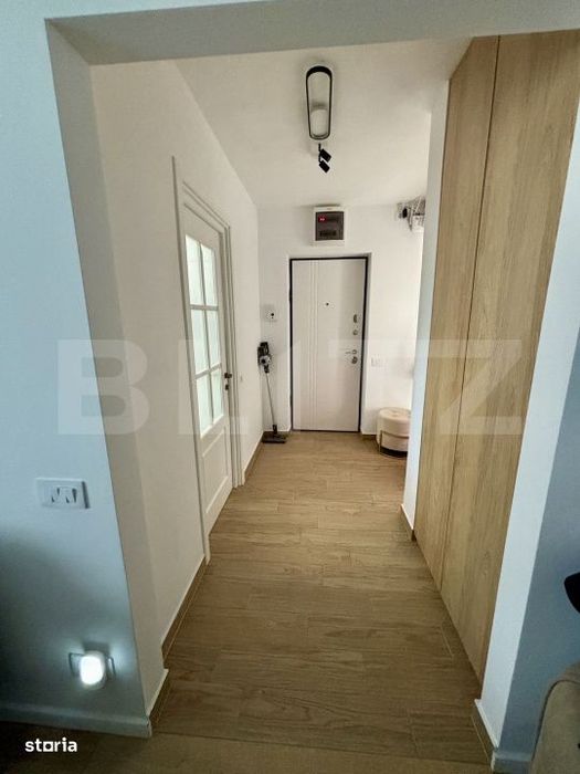 Apartament cu 3 camere, etaj 2, renovat complet - zona Centrala