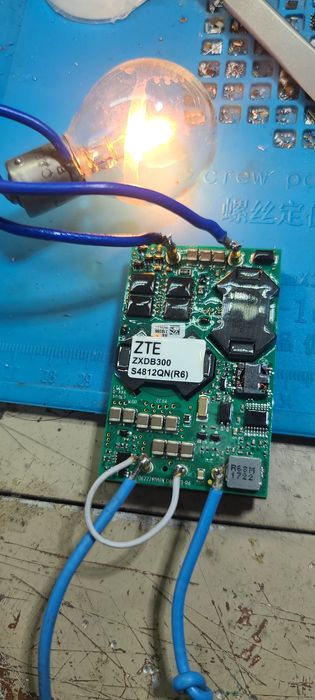 dc-dc zte zxdb300. Input 39-61v out 12v ,25 amper