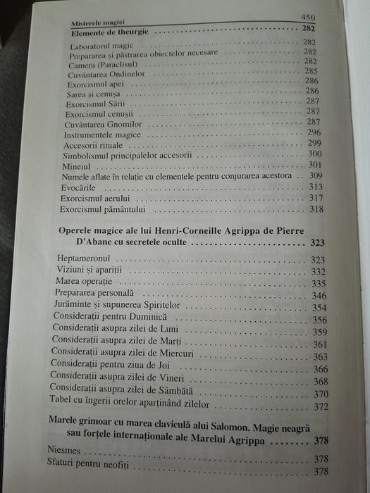 RARA Carte vraji Misterele Magiei - cartonata 2005 - 451 pag- colectie