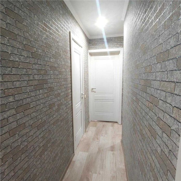 Продам 4х ком кв. 3эт, площь80кв.м. Школьная