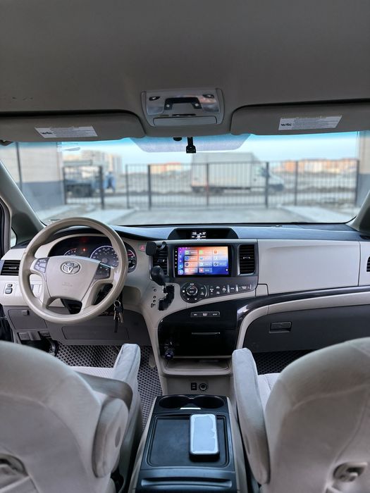 Продается Тойота Сиенна 2014 года