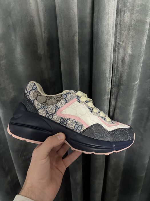 Sneakers Gucci Femei