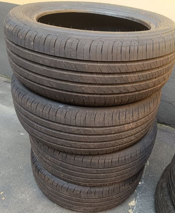 4бр. летни гуми 215/55/17 Goodyear дот 2025 нови!