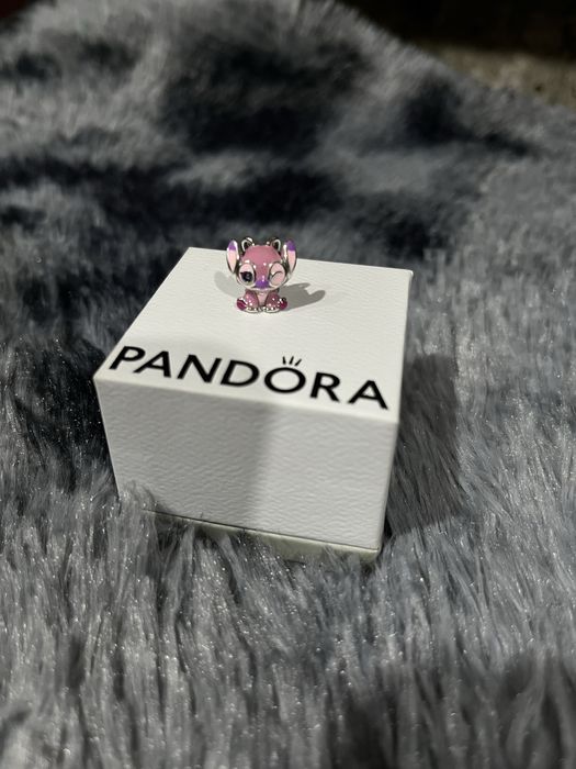Талисчанчета Pandora x Disney  Син Стич / Розов стич / Чеширския котар