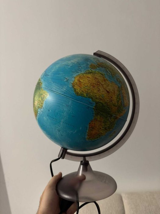 Glob pamantesc iluminat, tip lampa/veioza