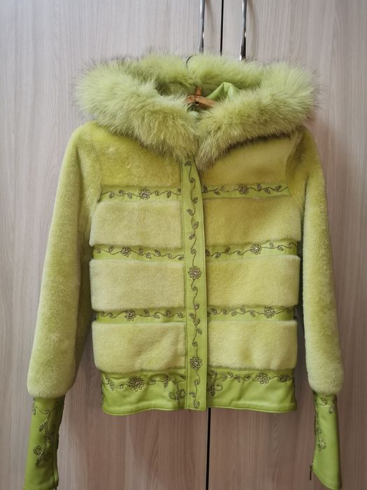 Короткая натуральная  дублёнка