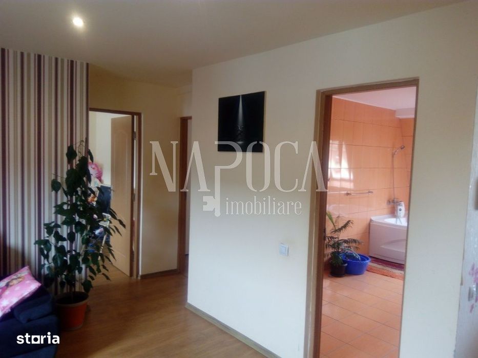 Apartament 3 camere de vanzare in Floresti