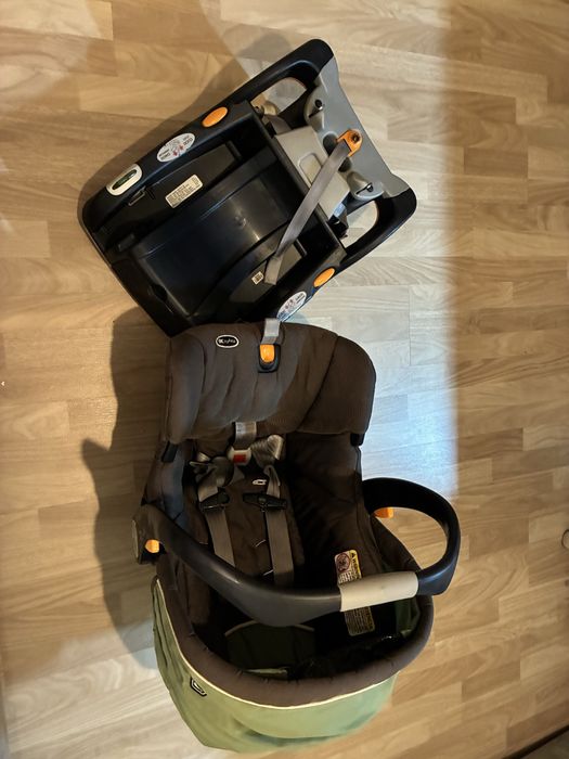 Бебешко столче за кола