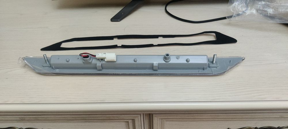 Стоп сигнал Nissan x-trail