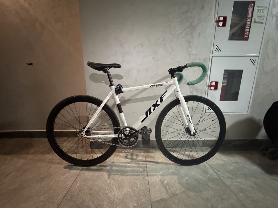 Фикс (JIXF) белый рамма  М