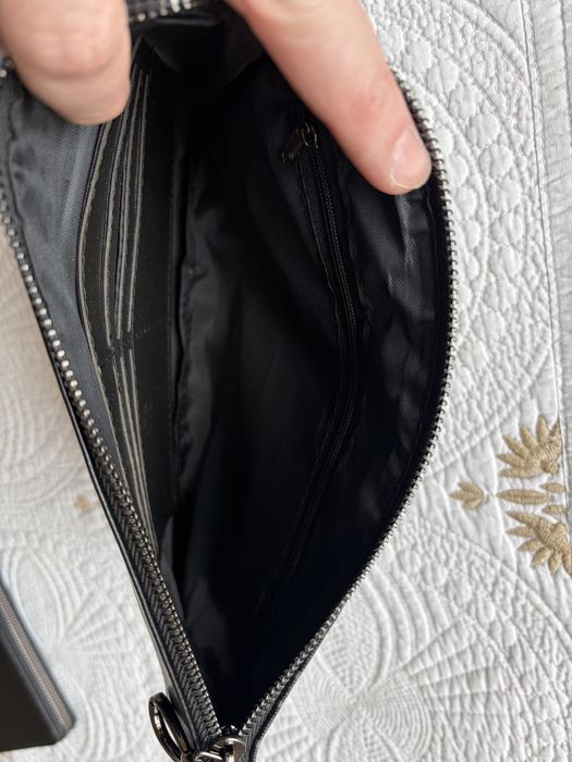 Мъжка чанта тип Клъч