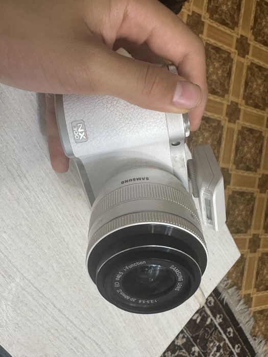 Samsung nx300 проф-фотоаппарат