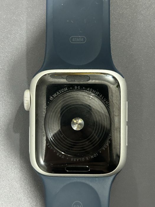apple watch se 2023