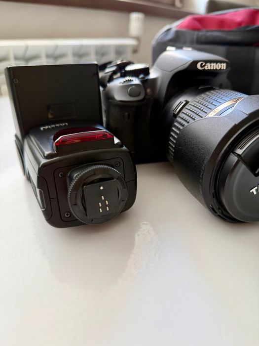 Aparat foto Canon DSLR 650D