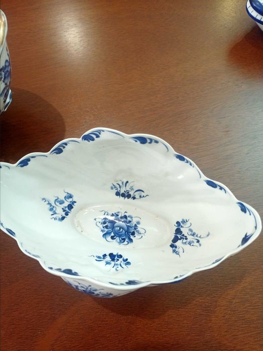 салатники разные Гжель